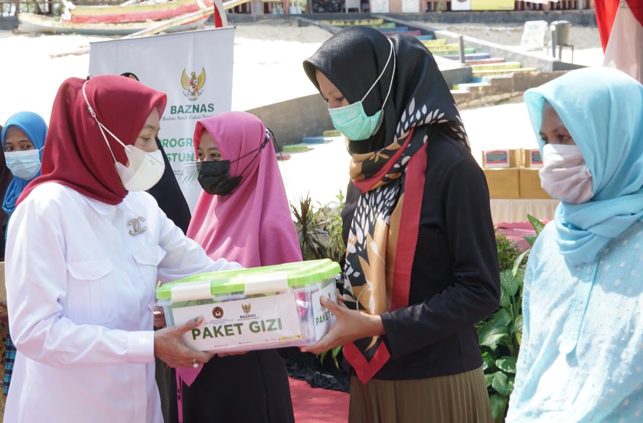 Baznas Salurkan Bantuan Mulai Zakat Produktif Hingga Rutilahu